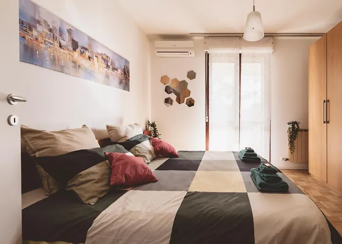 Casa Zoe 2 * Πάρμα